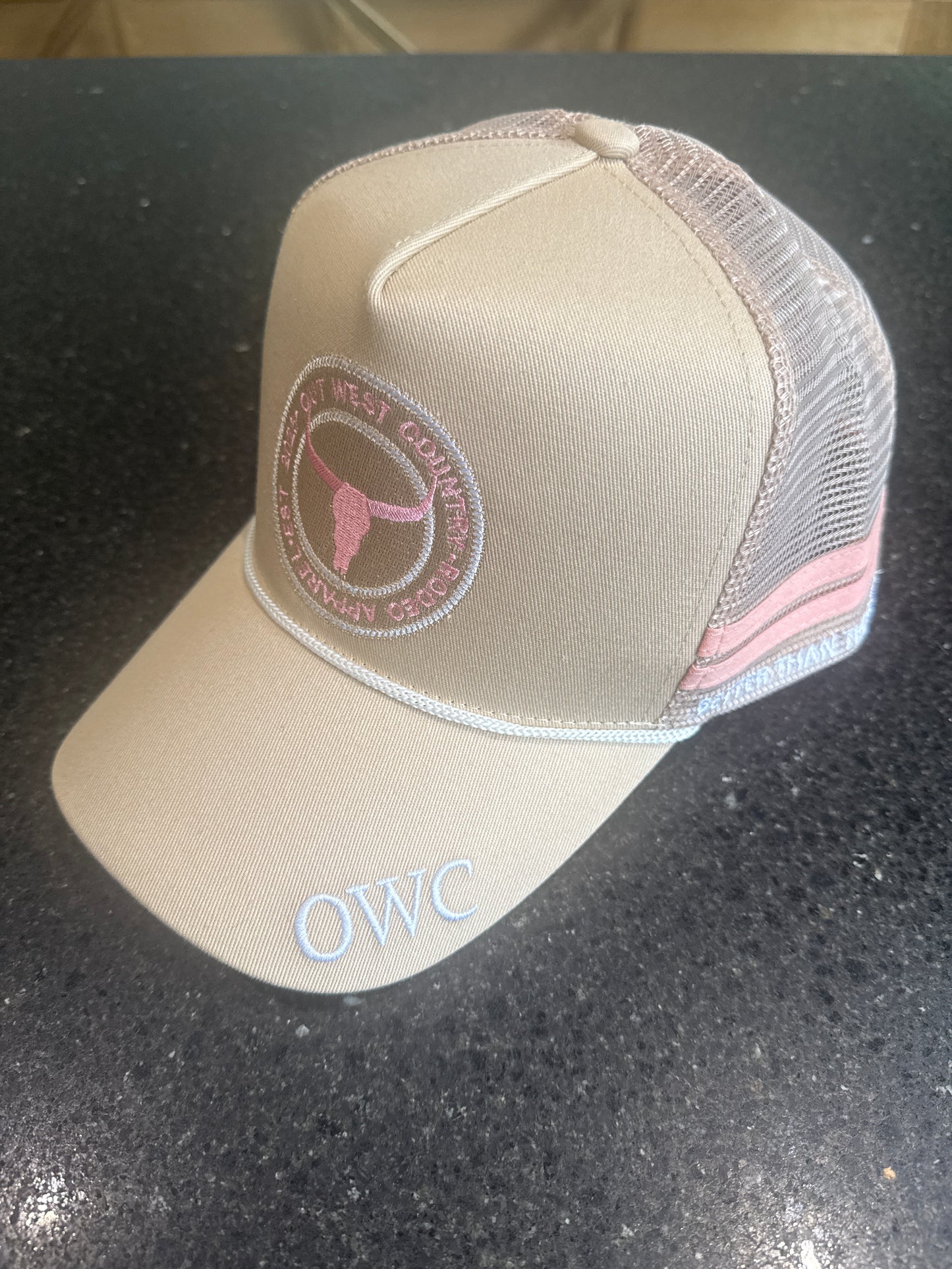 TRUCKER CAP (The Pink Chook)